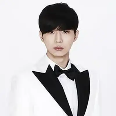 Jeon Jihwan (전 지환)