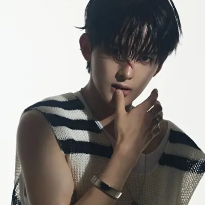 Ling Qi (凌崎 / 링치)